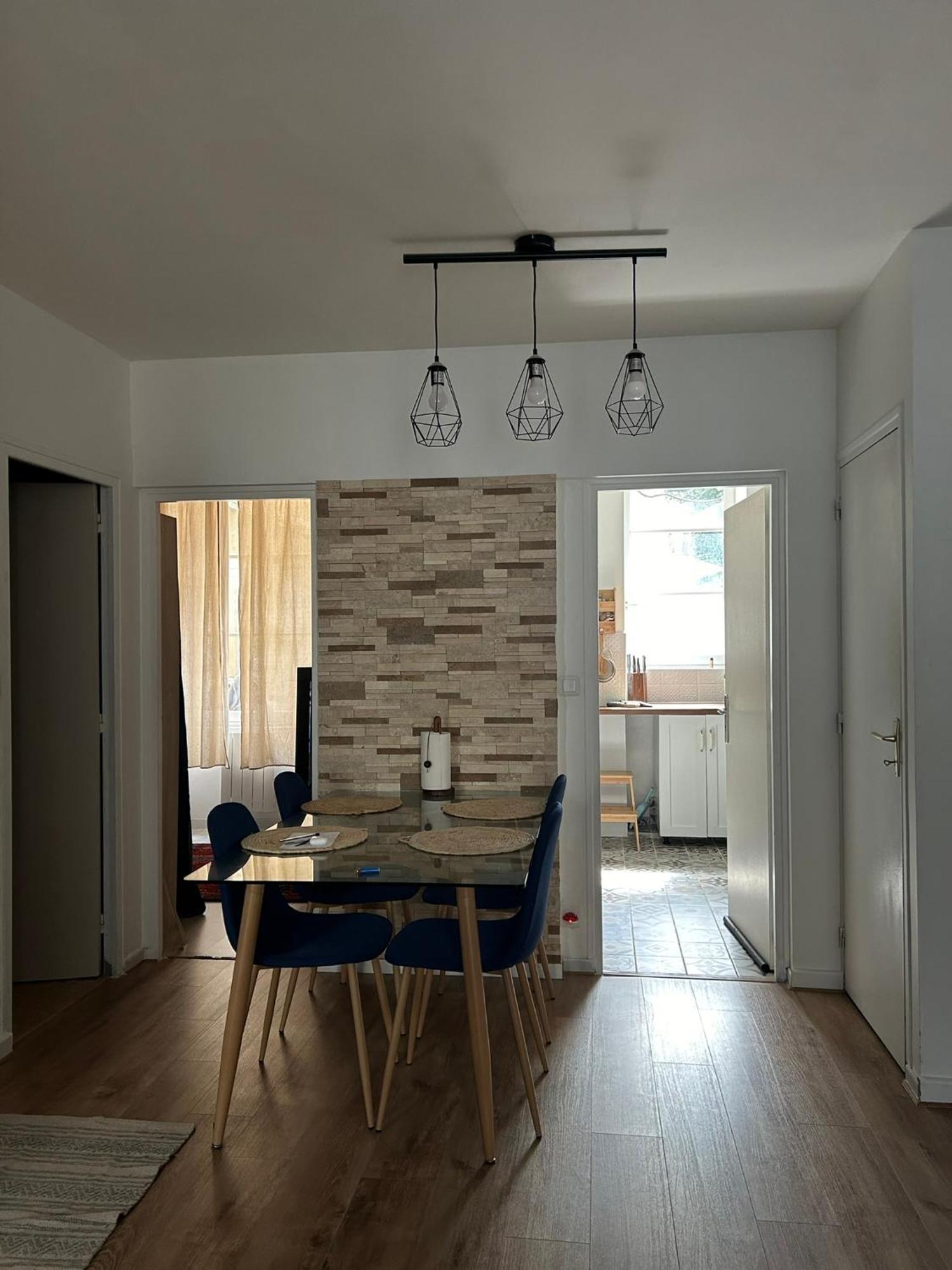 פואטייה Yousra Appartement מראה חיצוני תמונה