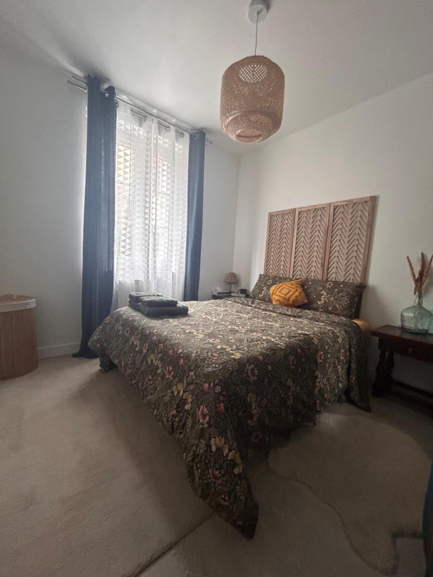 פואטייה Yousra Appartement מראה חיצוני תמונה