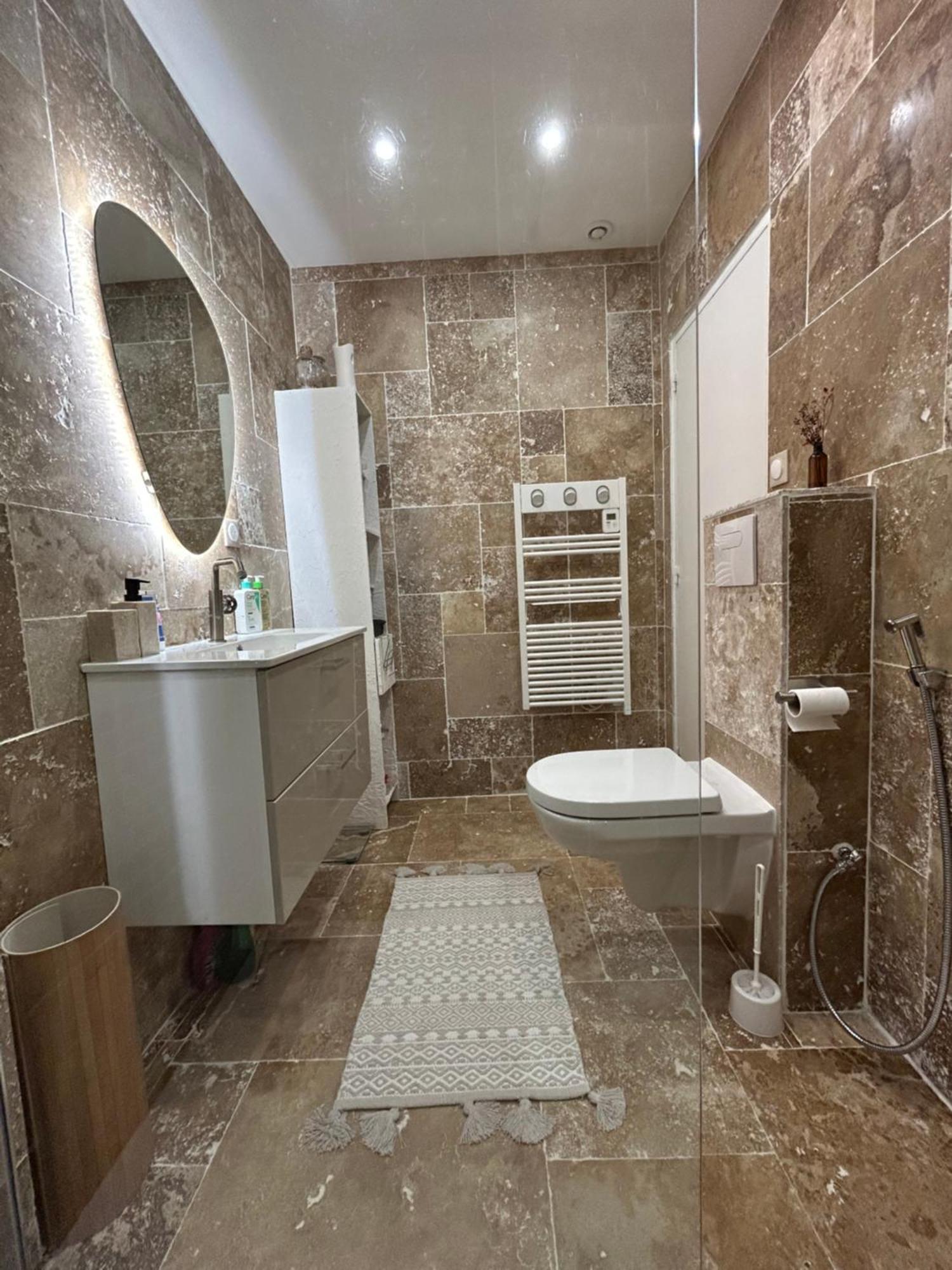 פואטייה Yousra Appartement מראה חיצוני תמונה