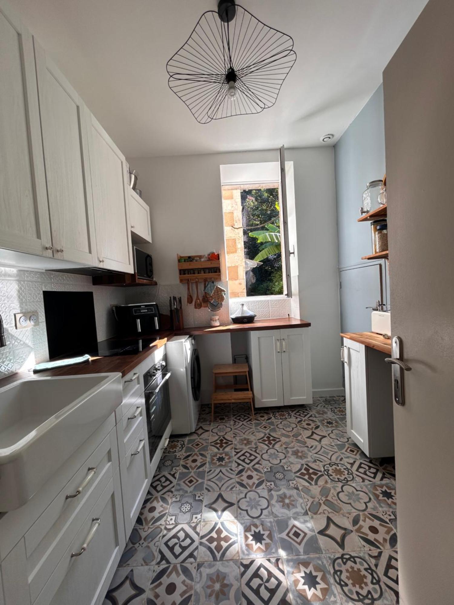פואטייה Yousra Appartement מראה חיצוני תמונה